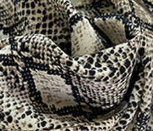 Load image into Gallery viewer, Python Print Good Girl Wrap